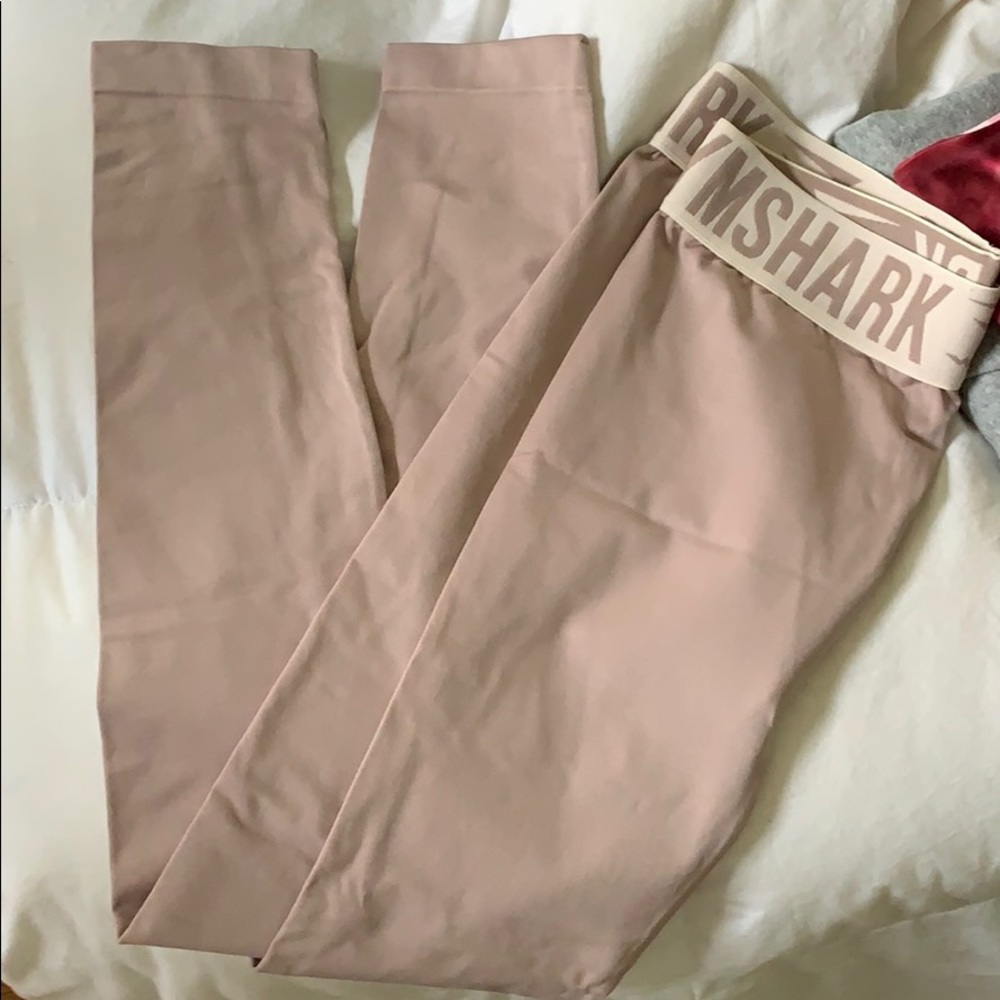 ⚡️SALE! Taupe Gymshark Leggings